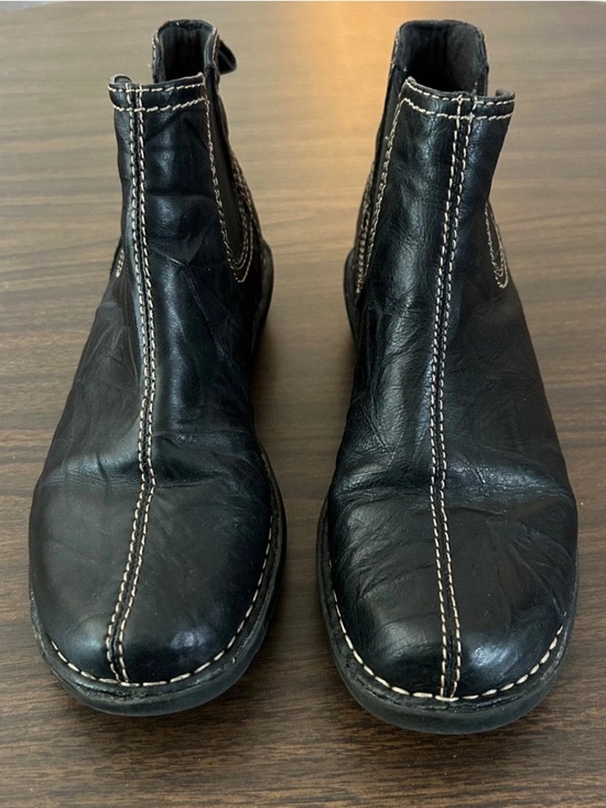 Clarks Shoes - Clarks Women's Contrast Stitch Booties Leather Black 9 Bendables Boots Slip On